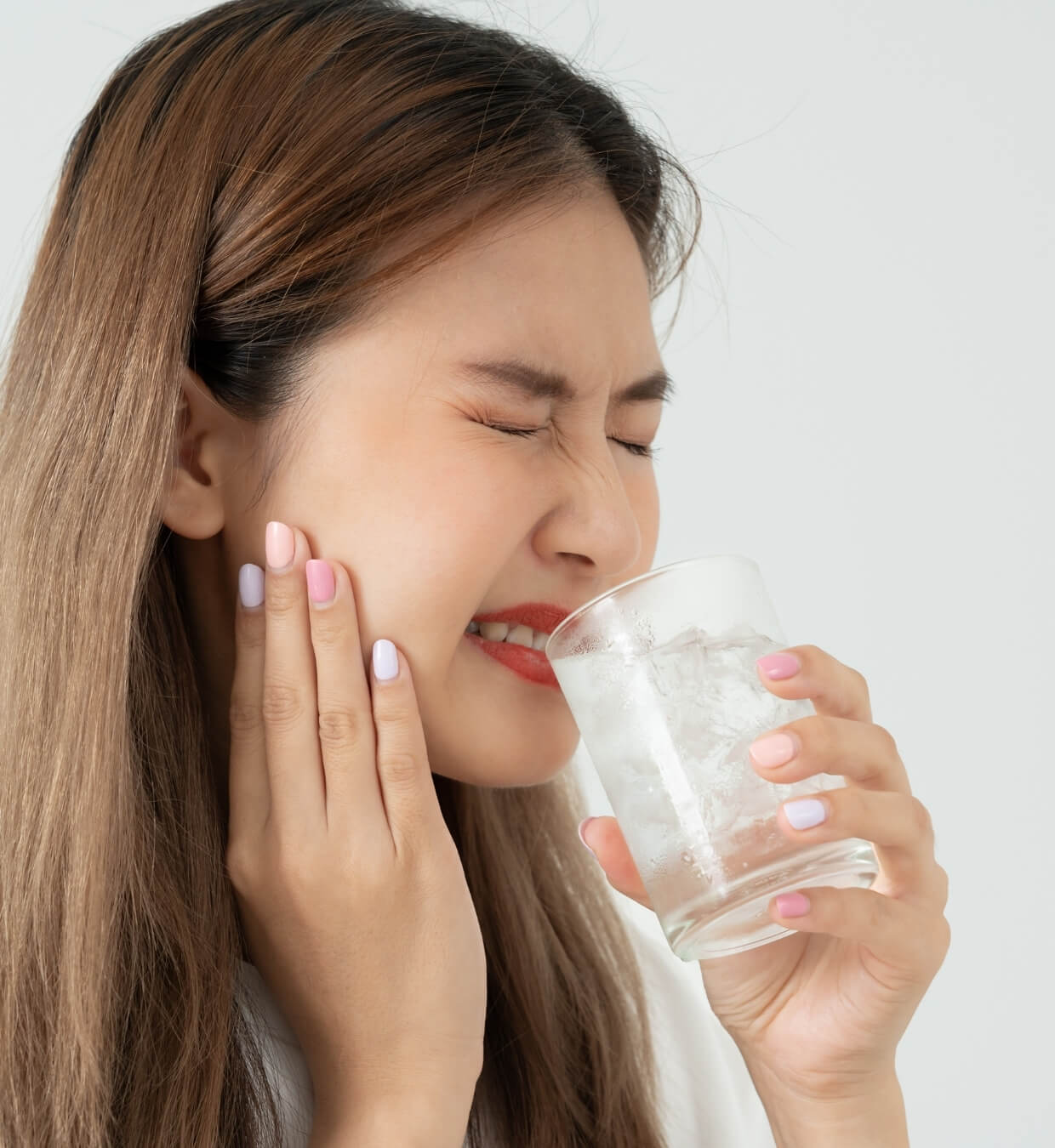 What Causes Tooth Sensitivity?